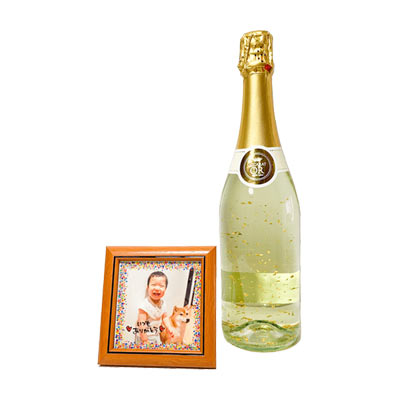 オリジナルラベルをはがして飾れるフォトフレーム